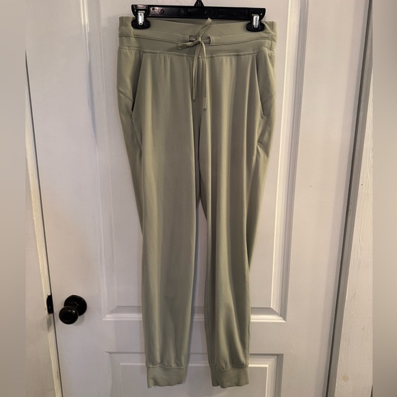 Lululemon Ready to Rulu Jogger 29 Green Fern - Main Image